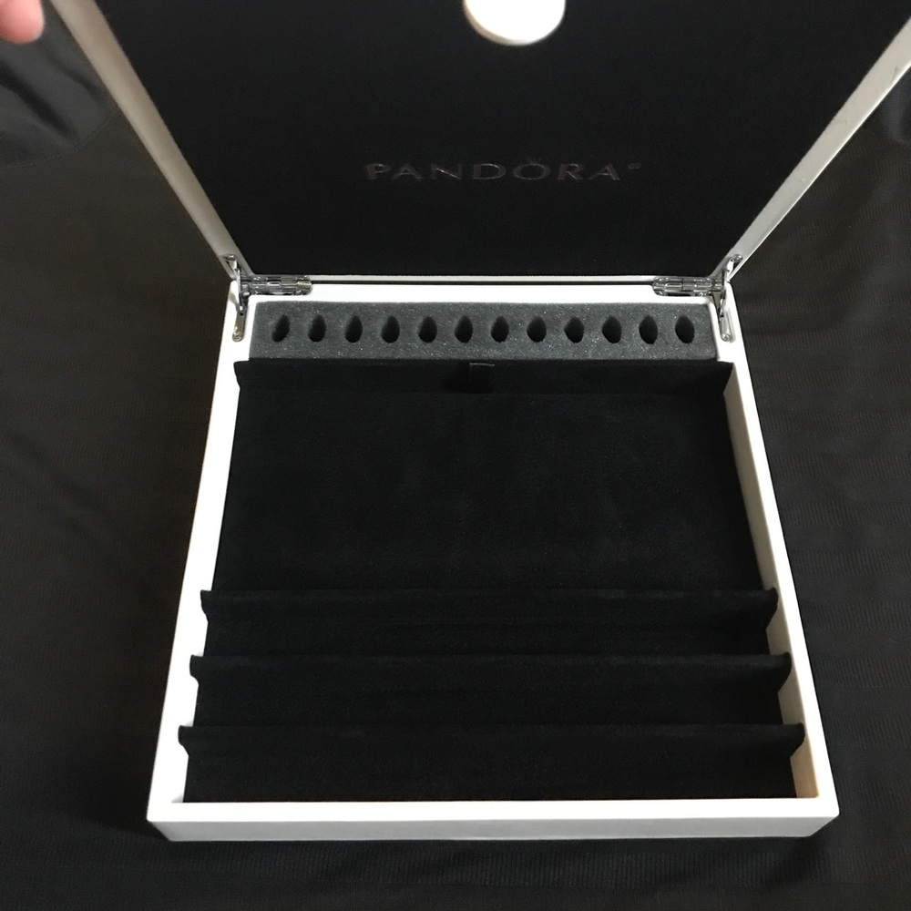 PANDORA Jewelry Box